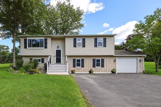 4636 Goldrush Drive, Marcellus, NY 13108