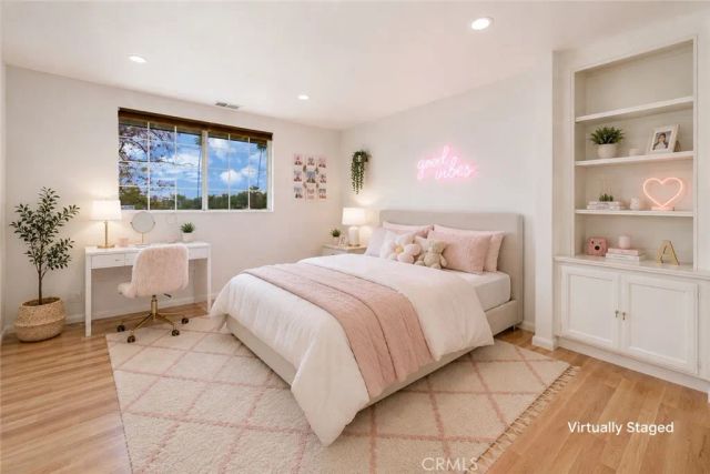 2128 Oak Crest, Riverside, CA 92506