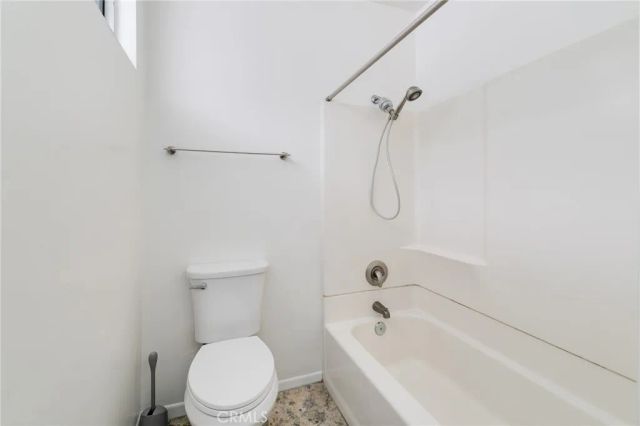 2128 Oak Crest, Riverside, CA 92506