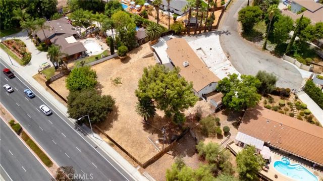 2128 Oak Crest, Riverside, CA 92506