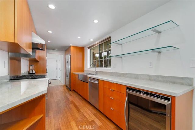 2128 Oak Crest, Riverside, CA 92506