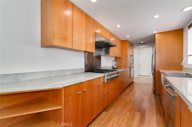 2128 Oak Crest, Riverside, CA 92506