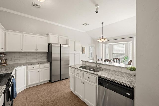 15925 Loutain Court, Edmond, OK 73013