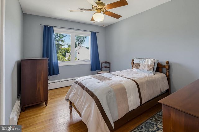 2901 CHESTNUT HILL DR, Ellicott City, MD 21043