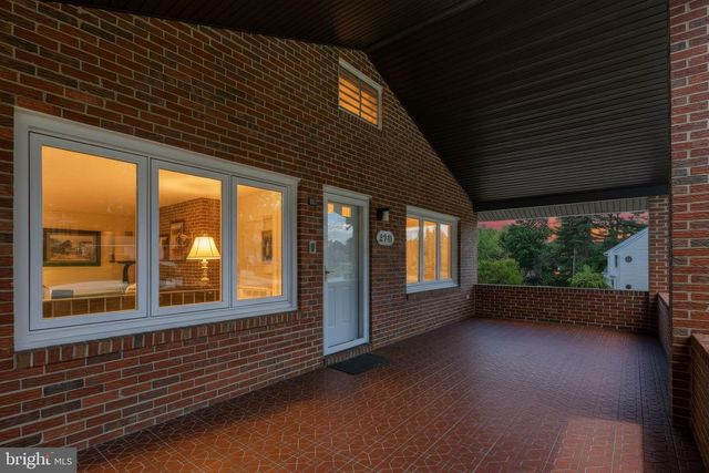 2901 CHESTNUT HILL DR, Ellicott City, MD 21043