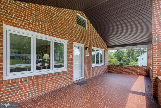 2901 CHESTNUT HILL DR, Ellicott City, MD 21043