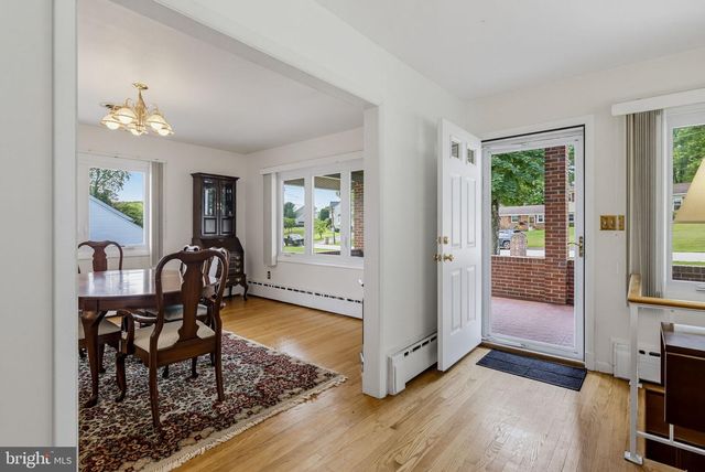 2901 CHESTNUT HILL DR, Ellicott City, MD 21043