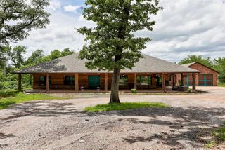 1128 Flaming Oaks Drive, Norman, OK 73026