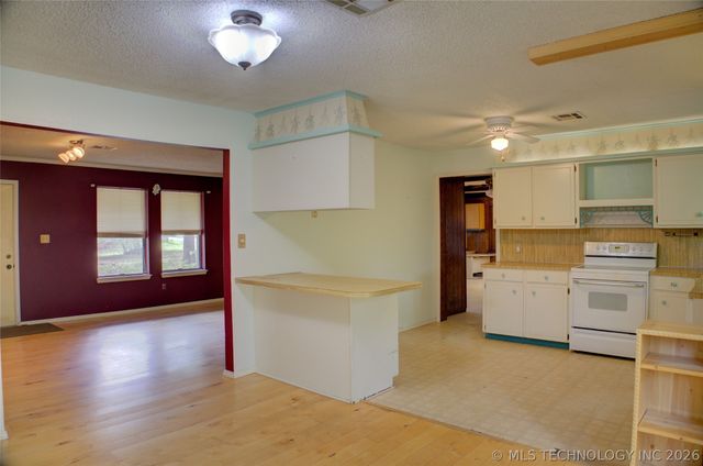 20512 S 137th East Avenue, Bixby, OK 74008
