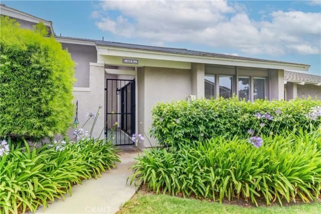 8877 Tulare 313-B, Huntington Beach, CA 92646