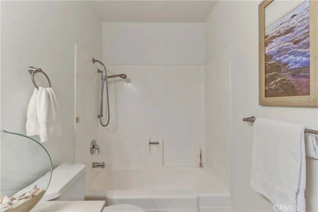 8877 Tulare 313-B, Huntington Beach, CA 92646