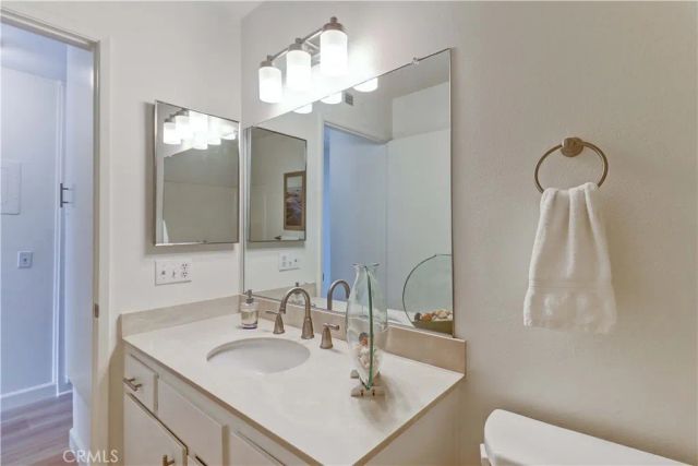 8877 Tulare 313-B, Huntington Beach, CA 92646