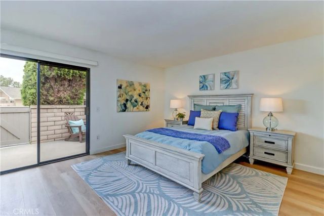 8877 Tulare 313-B, Huntington Beach, CA 92646