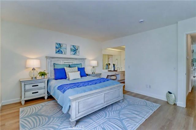 8877 Tulare 313-B, Huntington Beach, CA 92646