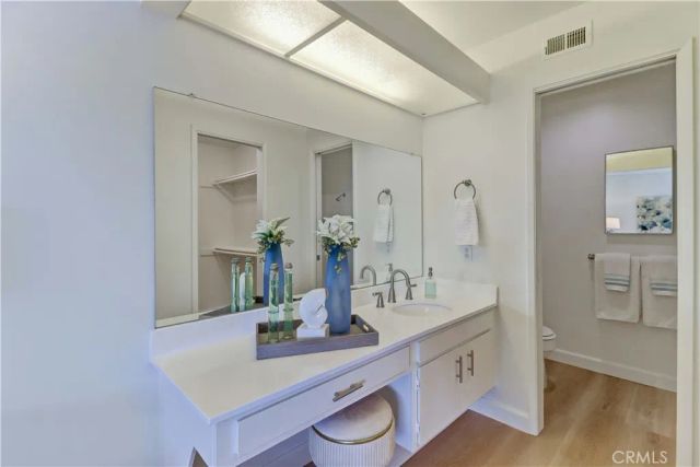 8877 Tulare 313-B, Huntington Beach, CA 92646
