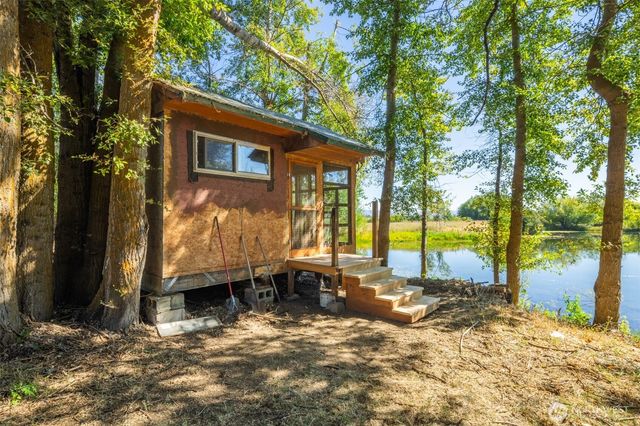 133 Woodhouse Loop, Ellensburg, WA 98926