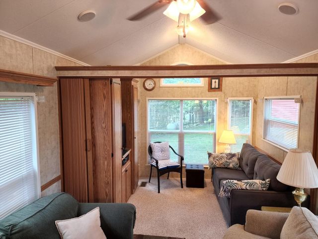 2945 County Road 4 SW 403, Cokato, MN 55321