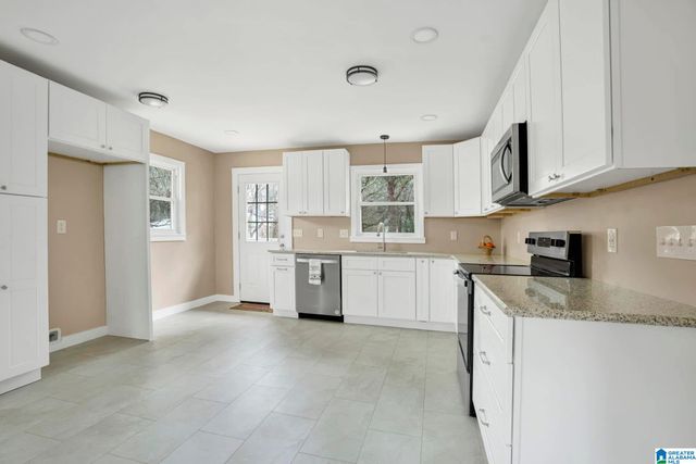 2721 5TH STREET NE, Birmingham, AL 35215