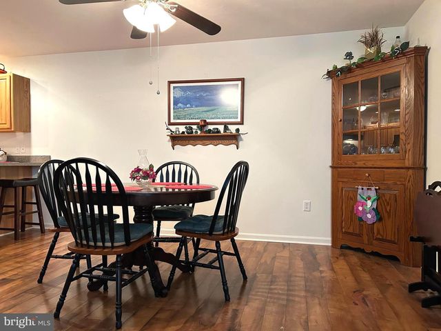 1390 VILLAGE DR, Spring Grove, PA 17362