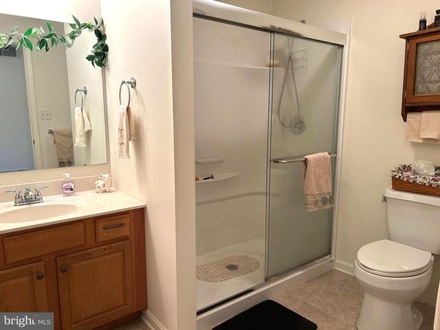 1390 VILLAGE DR, Spring Grove, PA 17362