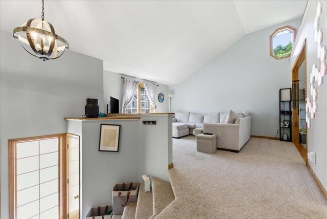 112 DODDS Circle, Council Bluffs, IA 51503
