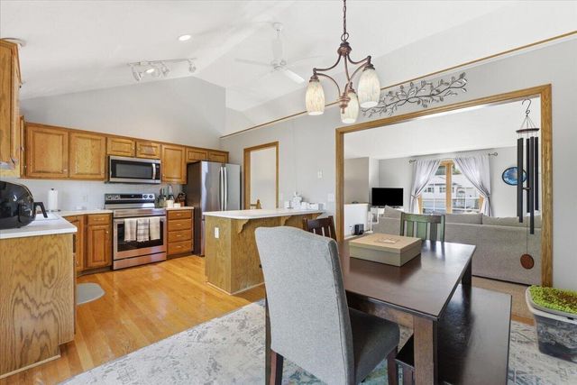 112 DODDS Circle, Council Bluffs, IA 51503