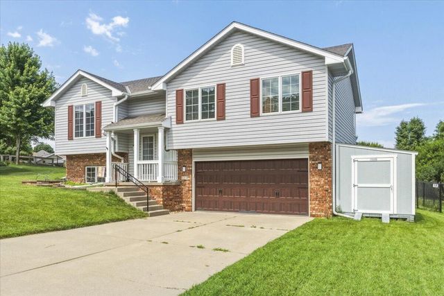 112 DODDS Circle, Council Bluffs, IA 51503