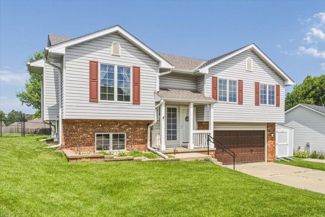 112 DODDS Circle, Council Bluffs, IA 51503