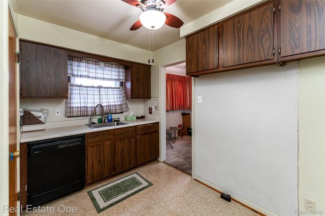 14932 Keppen Avenue, Allen Park, MI 48101