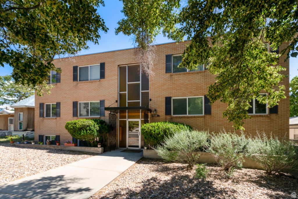 720 E 5TH AVE #13, Salt Lake City, UT 84103 — exterior