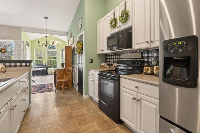 1508 Coral Drive, Farmington, NY 14425