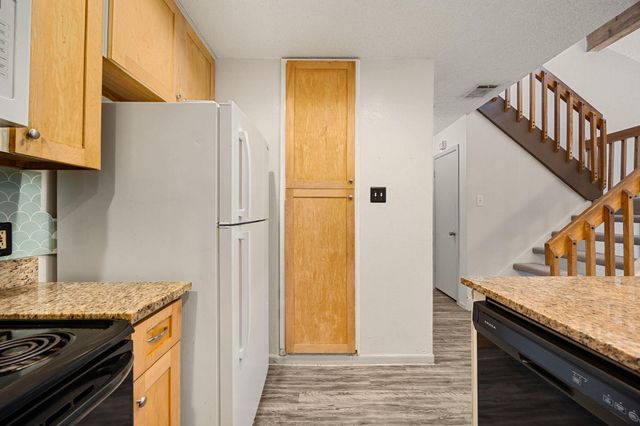 1748 Ohlen RD 42, Austin, TX 78757