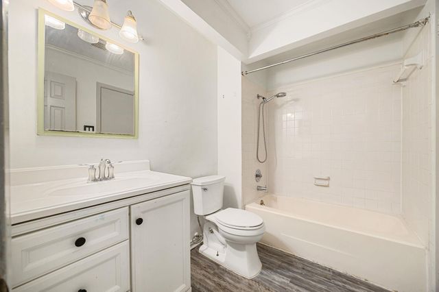 1748 Ohlen RD 42, Austin, TX 78757