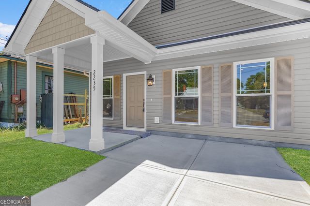 2235 Alaska Street, Savannah, GA 31404