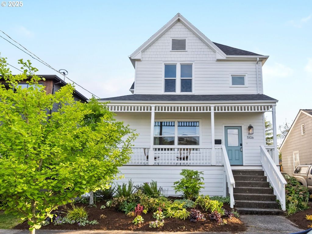 5106 N BOWDOIN St, Portland, OR 97203