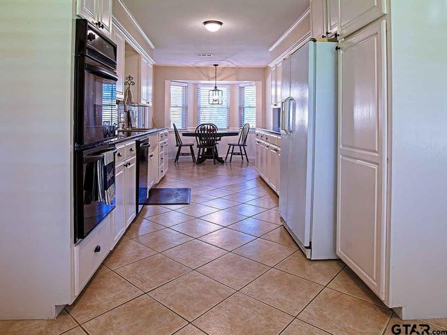 4721 Kidd Drive, Tyler, TX 75703