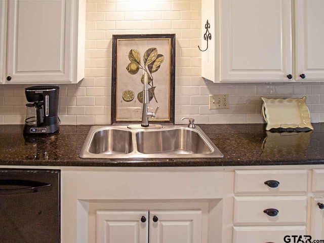 4721 Kidd Drive, Tyler, TX 75703