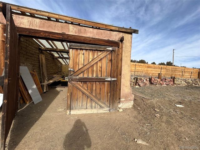 26 W 3rd Street, Walsenburg, CO 81089