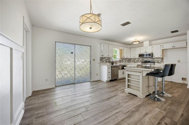 6716 NW 29TH STREET, Gainesville, FL 32653