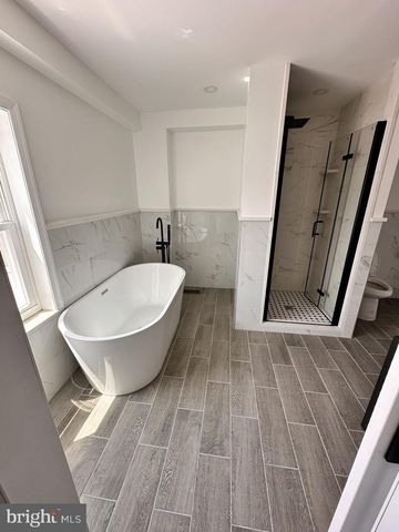 540 MANTON ST, Philadelphia, PA 19147