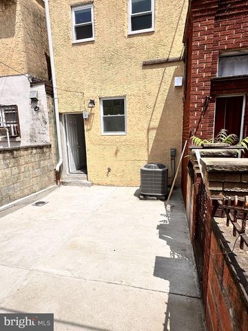 540 MANTON ST, Philadelphia, PA 19147