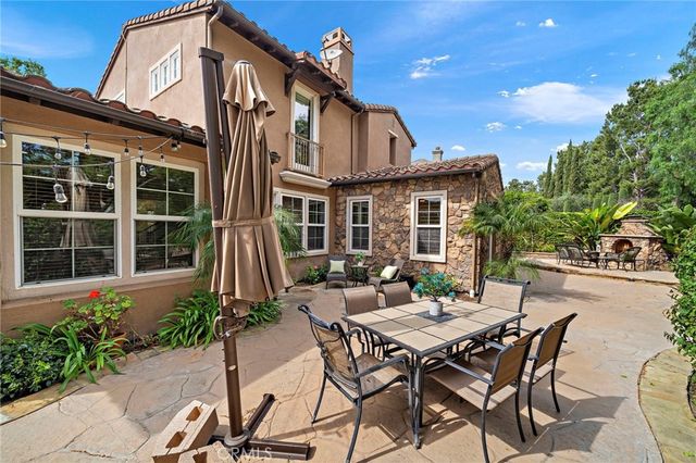28 Drackert Lane, Ladera Ranch, CA 92694