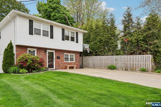 88 Stelling Avenue, Maywood, NJ 07607