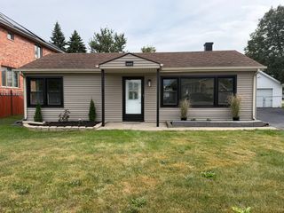 6449 W 84th Street, Burbank, IL 60459