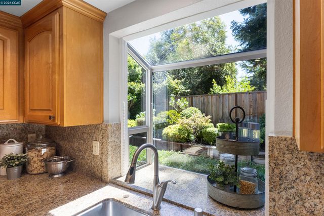 109 Blossom Ct, Danville, CA 94506