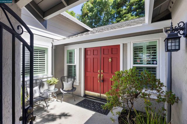 109 Blossom Ct, Danville, CA 94506