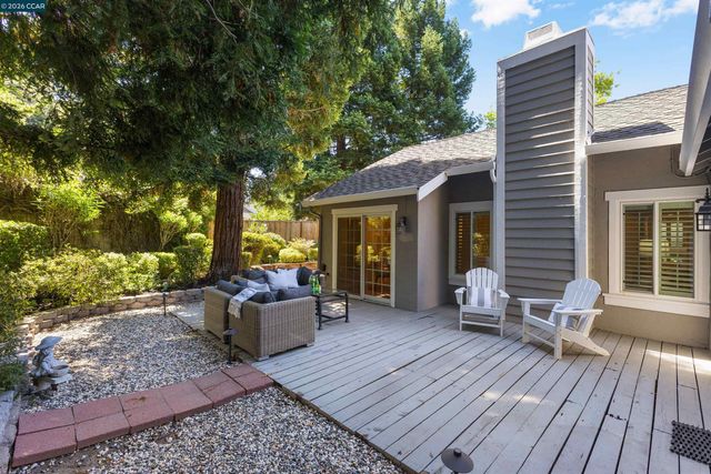 109 Blossom Ct, Danville, CA 94506