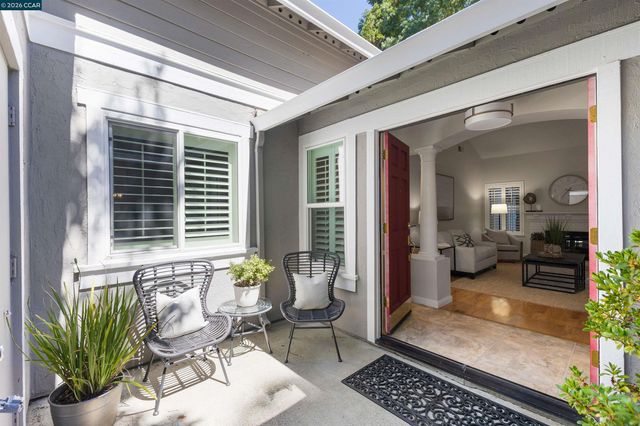 109 Blossom Ct, Danville, CA 94506