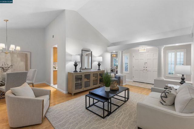 109 Blossom Ct, Danville, CA 94506