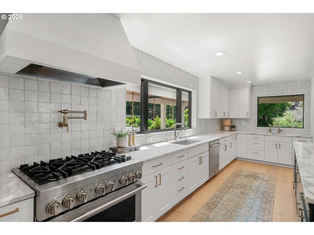 505 Sw GLEN Rd, Portland, OR 97219